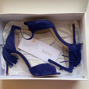 Heels with tassel detail